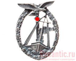 Знак Luftwaffe "За морское сражение" (в серебре)