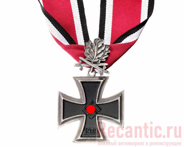 Крест рыцарский с дубовыми листьями и мечами (на ленте) #2