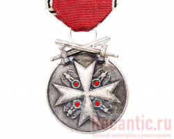 Медаль "Заслуг германского орла" (с мечами, в серебре)